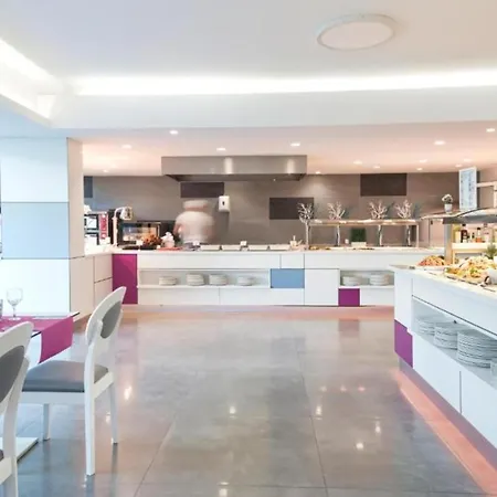 Apartmán Deluxe Single Seaview With Half Board, Only Adults In *