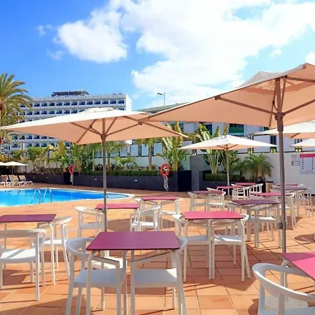 Deluxe Single Seaview With Half Board, Only Adults In Apartamento